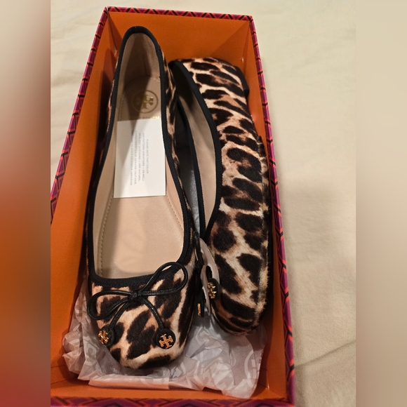 Tory Burch Laila Deiver Ballet - leopard - Picture 6 of 6